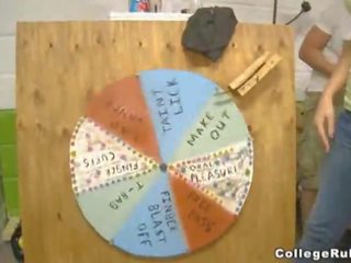 재학생 놀이 wheel 의 재미