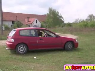 Teenage künti and göt fucked outdoors