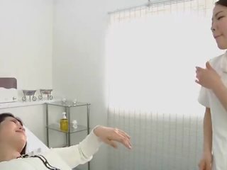 日本语 女同志 挑衅 spitting 按摩 诊所 副标题