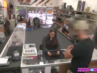 1Two Bitches Tried To Shoplift